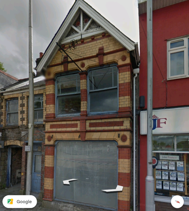 22 College Street window with plastic sheet in July 2016